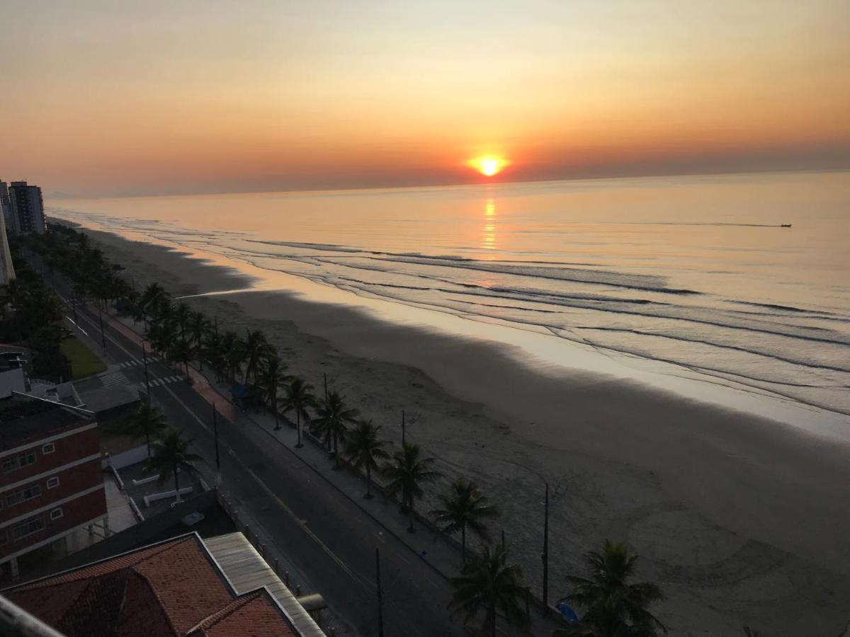 Mongagua Com Vista Para O Mar Pe Na Areia エクステリア 写真